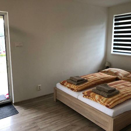 Apartmánový dom Magda Vrbov Exterior foto