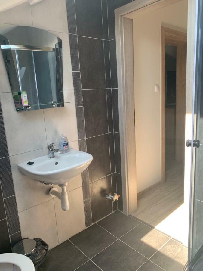 Apartmánový dom Magda Vrbov Exterior foto