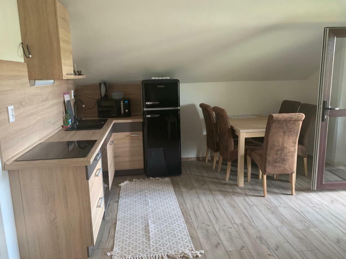 Apartmánový dom Magda Vrbov Exterior foto